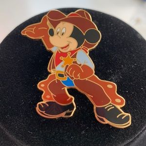 Mickey Mouse Disney Collectible Pin
